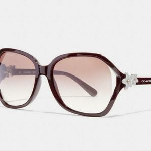 Oxblood coach sunglasses 🕶